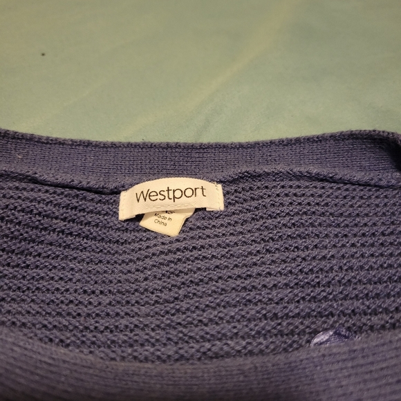 Detailed sweater - Picture 3 of 4